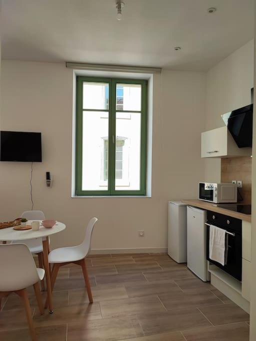 Escale Entre Cite Et Bastide Clim Wifi Smart Tv Apartment Carcassonne Exterior photo