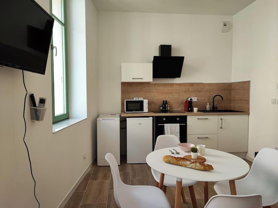 Escale Entre Cite Et Bastide Clim Wifi Smart Tv Apartment Carcassonne Exterior photo